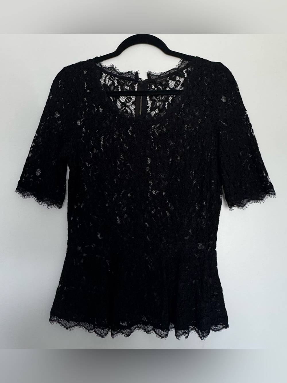Babaton by Aritzia Black Lace Peplum Top Size 8 |